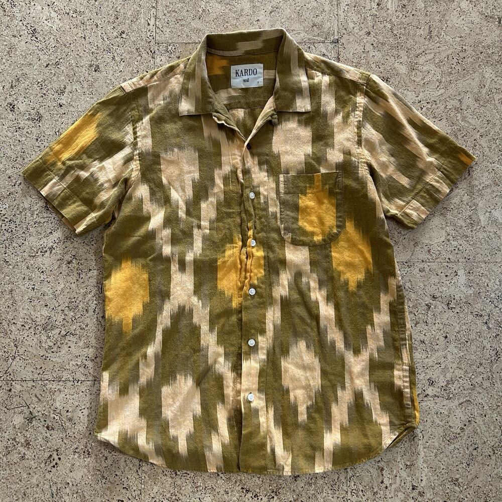 Kardo Handmade Geometric Camp Collar Short Sleeve Button Up Shirt Small
